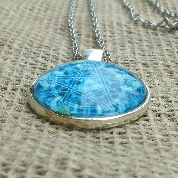 Lotus Flower Pentacle Glass Cabochon Pendant Necklace - Picture 6 of 13